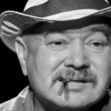 Актер снялся во многих популярных телепроектах. T8vjuhombfiqgm