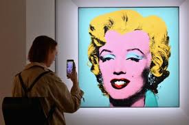 Karya Seni Termahal Abad ke-20: Potret Ikonik Marilyn Monroe Terjual Rp 2,8  Triliun