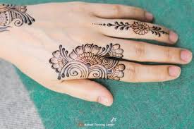 نقش الحناء فيديو سهل و جميل نقش الحناء خطوة بخطوة نقش الحناء البسيط henna designs hand henna designs henna designs easy