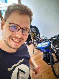 I am German, lived 26 years in Oregon USA… now benching in Bari Italy….  What's next…