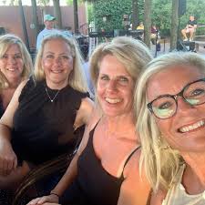 Renee Leslie Realtor, RE/MAX Elite Properties (@thereneeleslie_group) •  Instagram photos and videos