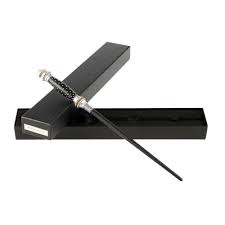 Lucius malfoy & narcissa malfoy's wand подробнее. Narcissa Malfoy Collectible Wand Universal Orlando Harry Potter Wand Noble Collection Harry Potter Harry Potter Merchandise