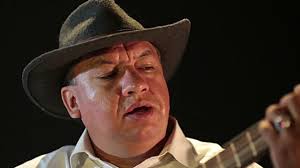 El Soldadito" Interpreta Con Mucho Sentimiento El Cumpa Omar Ulloa (Piyo)