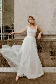 Dieses funkelnde #brautkleid gibt es ab sofort als #sonderangebot in den größen 38 und 44. Tipps Fur Die Braut Brautkleider Ausschnitte Noni