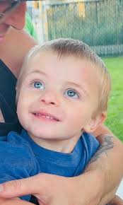 Hello. This is my Grandpa. I want to get this tattooed