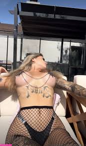 Chalina l Nude Leaks OnlyFans Photos 3 - Leaknudes