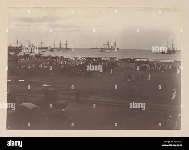 Chennai harbour india hi-res stock photography and images - Alamy