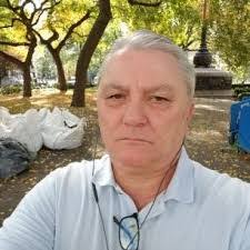 Nick Della's Instagram, Twitter & Facebook