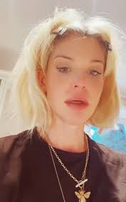 Kelly Osbourne says she has been fighting a fever for 3 days