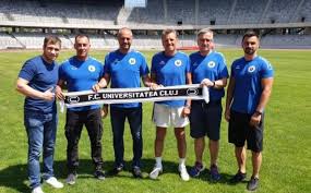 Adrian falub este noul antrenor al lui u cluj! Ziua De Cluj U Cluj Incepe Noul Sezon Cu Un Nou Staff Cine Sunt Cei Care Il Vor Ajuta Pe Cristi Dulca In Lupta Pentru Promovare