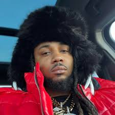 B Simone showin off them feets ♥️ ♥️ ♥️