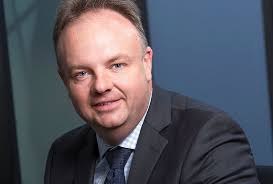 Andrew Hird's Instagram, Twitter & Facebook