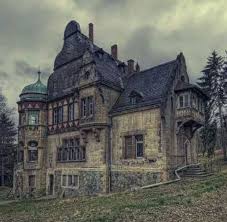 Pin By Trish Weaver On Old Houses Old Abandoned Houses Old Abandoned Buildings Abandoned Places