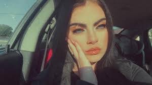 Jami Marie's Instagram, Twitter & Facebook