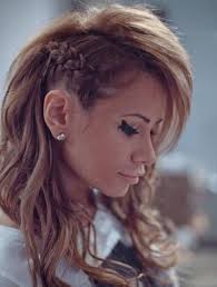 80 S Hairstyles That Are Actually Trendy Again Hair Beauty Hair Styles Scene Hair