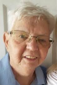 Iris Harding's Instagram, Twitter & Facebook