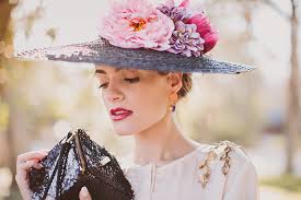 INSPIRACIÓN INVITADA · CINTURÓN DE CORDÓN DE SEDA FEDERICA & BOLSO DE  FIESTA CUBO DE LENTEJUELAS