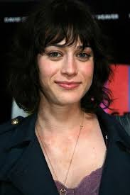 Is a bob your favorite hair look for this summer? Lizzy Caplan Cloverpedia Fandom