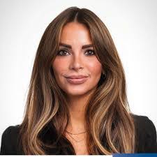 Iris Reilly's Instagram, Twitter & Facebook