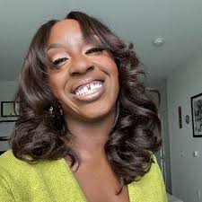 Sandra Adeyemi 🌺 (@Sandssssa)