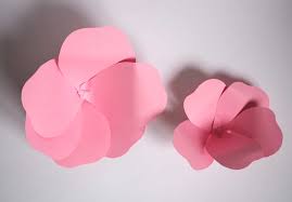 Créations de fleurs éternelles en papier crépon. Fabriquer Des Fleurs En Papier Diy Facile A Faire Soi Meme