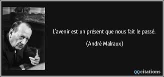 Pour mieux l'éloigner, il lui fait croire qu'il a une liaison avec sa jeune et jolie patronne. L Avenir Est Un Present Que Nous Fait Le Passe