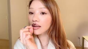 Sacheu Peel Off Lip Liner Stay-N International Shipping