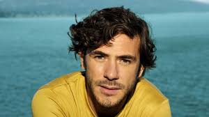 Darren law (@Daftchicken1)