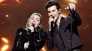 Miley Cyrus Shawn Mendes Islands In The Stream Dolly Parton Kenny Rogers Cover Youtube Lily Collins Lily Collins Hair Popsugar Beauty