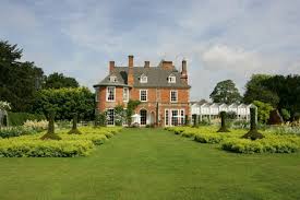 Sutton Bonington Hall Wedding Venue An Exclusive Country House Wedding Venue Situated In A Wedding Venues Country House Wedding Venues Wedding Venue Locations