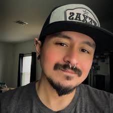 If she had known the photos would be cursed