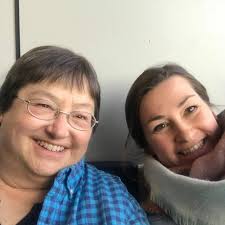 Does anyone know or can recommend a tree trimming company?