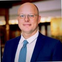 400+ "Jan D." profiles