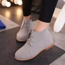 Trendy Chukka Style Boots For A Casual Look Comfortable Breathable Upper Made From Pu Available In Lea Dress Shoes Womens Trending Shoes Dress Shoe Bag