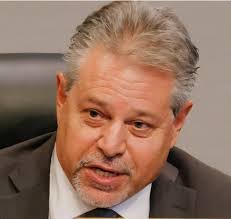 Making sure their constituents know which Miami Commissioners voted for the  Miami Police Department to assist ICE. Every little bit counts…