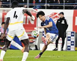 サッカー日本代表の中村敬斗をストーカーの疑い 千葉県警が65歳の ...