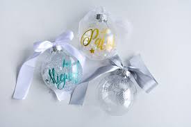 Si tu tiro no explota ninguna bola, aparecerán nuevas filas de bolas. 3 Ideas Para Decorar Bolas De Navidad Dibujos De Colores
