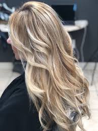 Balayage 2018 The Next Time You Re Thinking Of Having Your Hair Done Please Think Of Me Hair Colorist Blonde Balayage Balayage Hair Blonde Medium Balayage