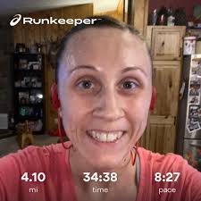 First 4 mile run since the Marathon. Felt pretty good! Decided to take the  3 weeks off to heal up and mentally recover. I'm glad I did, but it sure  does make
