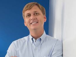 Know Your People Better with Sage People