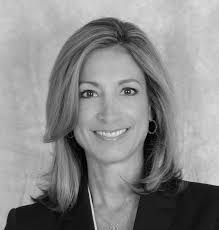 Lisa Quackenbush's Instagram, Twitter & Facebook