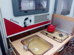 Wir sind vertragshändler der wohnmobil marke pla und giottiline,beide kommen aus dem haus der rapido gruppe. Hubdach Wohnwagen Rapido Club Tca 40 Zu Vermieten Wc Camping Anzeigen Net