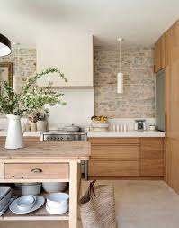 Kuche Ideen Einrichtung Landhaus Mit Holz Wandgestaltung Amber Interiors Kitchen Wood And Sto Kitchen Interior Interior Design Kitchen Modern Wooden Kitchen
