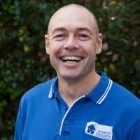 Glen Peachey's Instagram, Twitter & Facebook