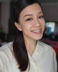 诡秘怨宅》 即将在26/10 Astro AEC 播映！ 我饰演的角色是#桂英，她和我一样是个戏子😜 至于她遭遇了什么。。。到时就请密切关注啦！  感谢@silver.yee 小华导演的推荐！谢谢@astromalaysia ＆ @multimedia_entertainment  幕前幕后的伙伴，辛苦了！ 妆发： Rebecca Tan ...