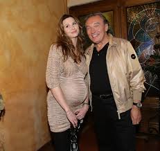 Charlotte ella gottová's net worth it is an overall forecast for the net worth of charlotte ella gottová.the evaluation covers the followed years: Ivana Gottova Slavi Polokulatiny Je Ji 45