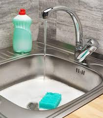 6+ brilliant ways to hand wash clothes