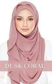 Our products are ranging from hijab inners, dresses, shawls and scarf to halal beauty products. Naelofar Hijab Instant Shawl Annabelle Collection Muslimah Fashion Scarves On Carousell