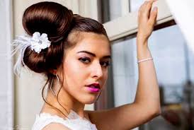 By pido hollande et ses 2 femmes by r. Salon Coiffure A Beaujeu Coiffure A Domicile Dans Le Rhone 69 Eloise Coiffure