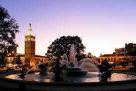 Country Club Plaza Is One Of The Best Places To Shop In Kansas City